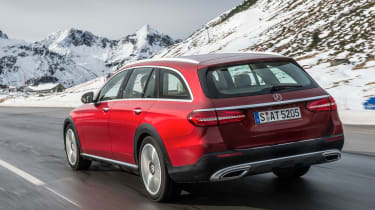Mercedes E-Class All-Terrain 2017 - rear tracking