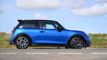 MINI John Cooper Works - side