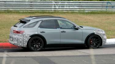 New Genesis GV70 testing - dynamic side