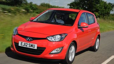 Hyundai i20 front action