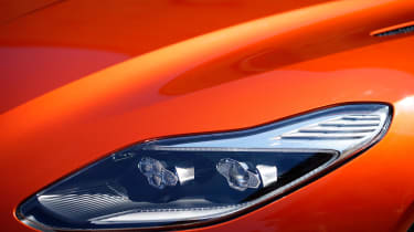 Aston Martin DB11 2016 - headlight