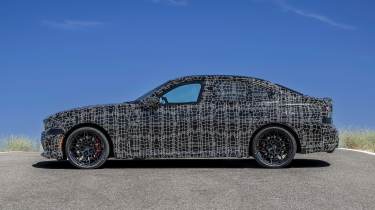 BMW M350 xDrive prototype - side static