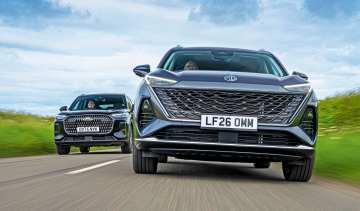 Chery Tiggo 9 vs MGS9 - front tracking