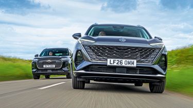Chery Tiggo 9 vs MGS9 - front tracking