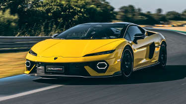 Lamborghini Temerario - front tracking