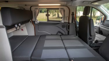 Ford Transit Custom Nugget - bed
