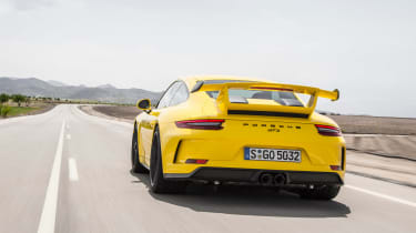 Porsche 911 GT3 - rear tracking