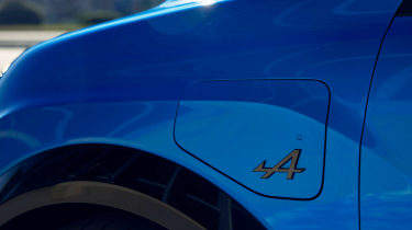 Alpine A290 - charging flap