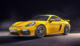 Porsche 718 Cayman GT4 - front