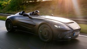 Aston Martin V12 Speedster - front action