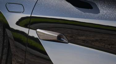 Lotus Emeya - side camera