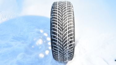 Goodyear UltraGrip Performance 3