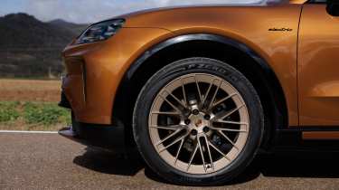 Porsche Cayenne Electric - wheel
