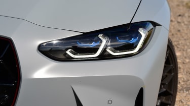 BMW M4 CSL - front light