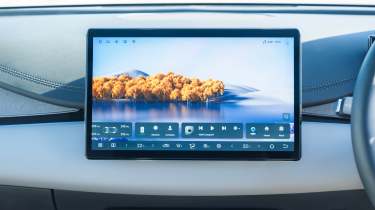 BYD Seal 6 Saloon Boost - infotainment