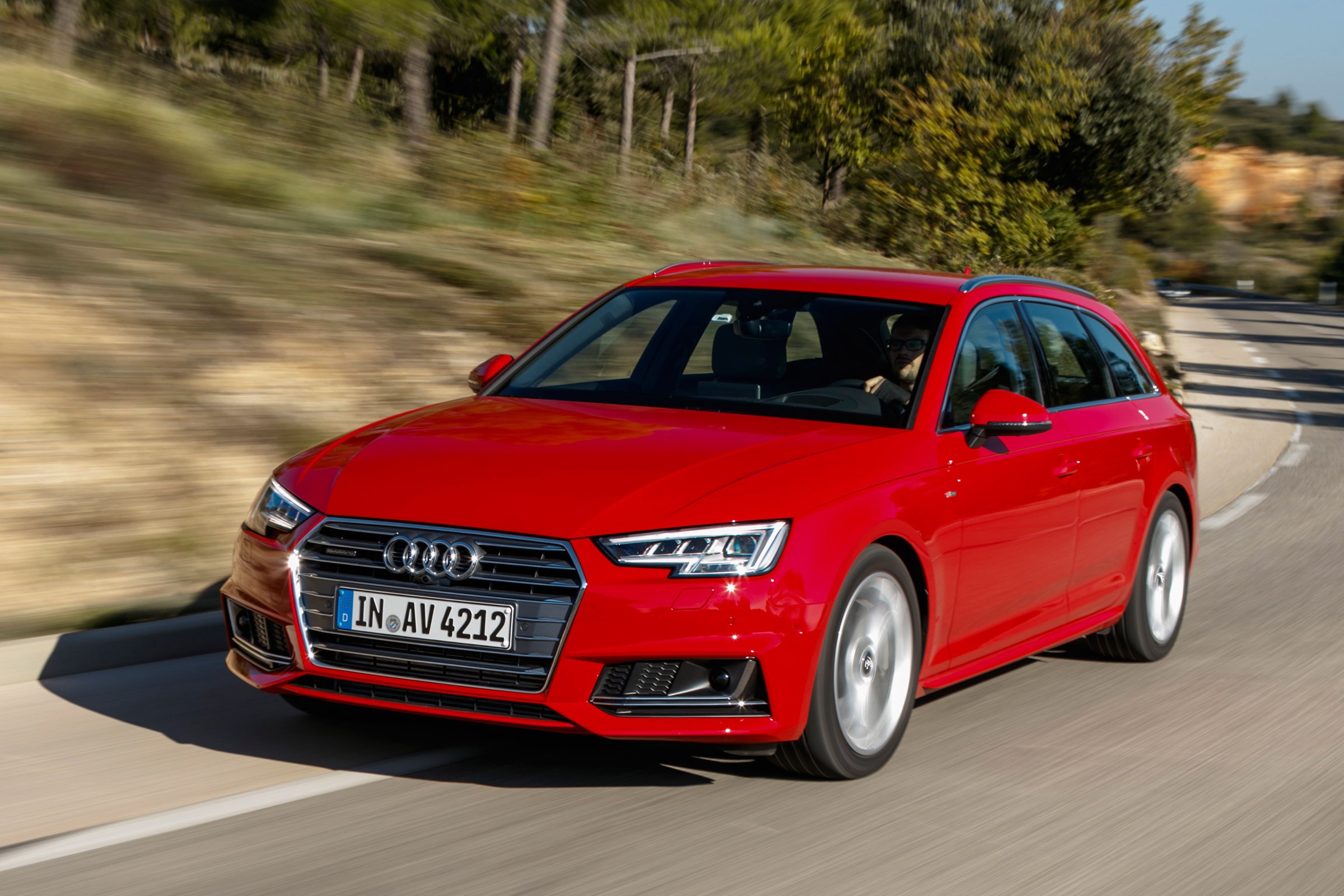 Audi A4 2 0 Tdi S Line 2015 Review