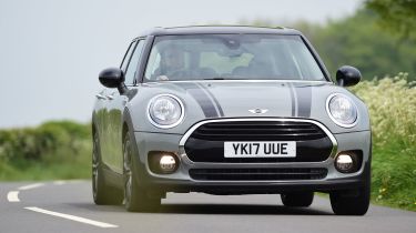 MINI Cooper Black Clubman - front cornering