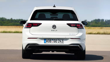Volkswagen Golf facelift - full rear