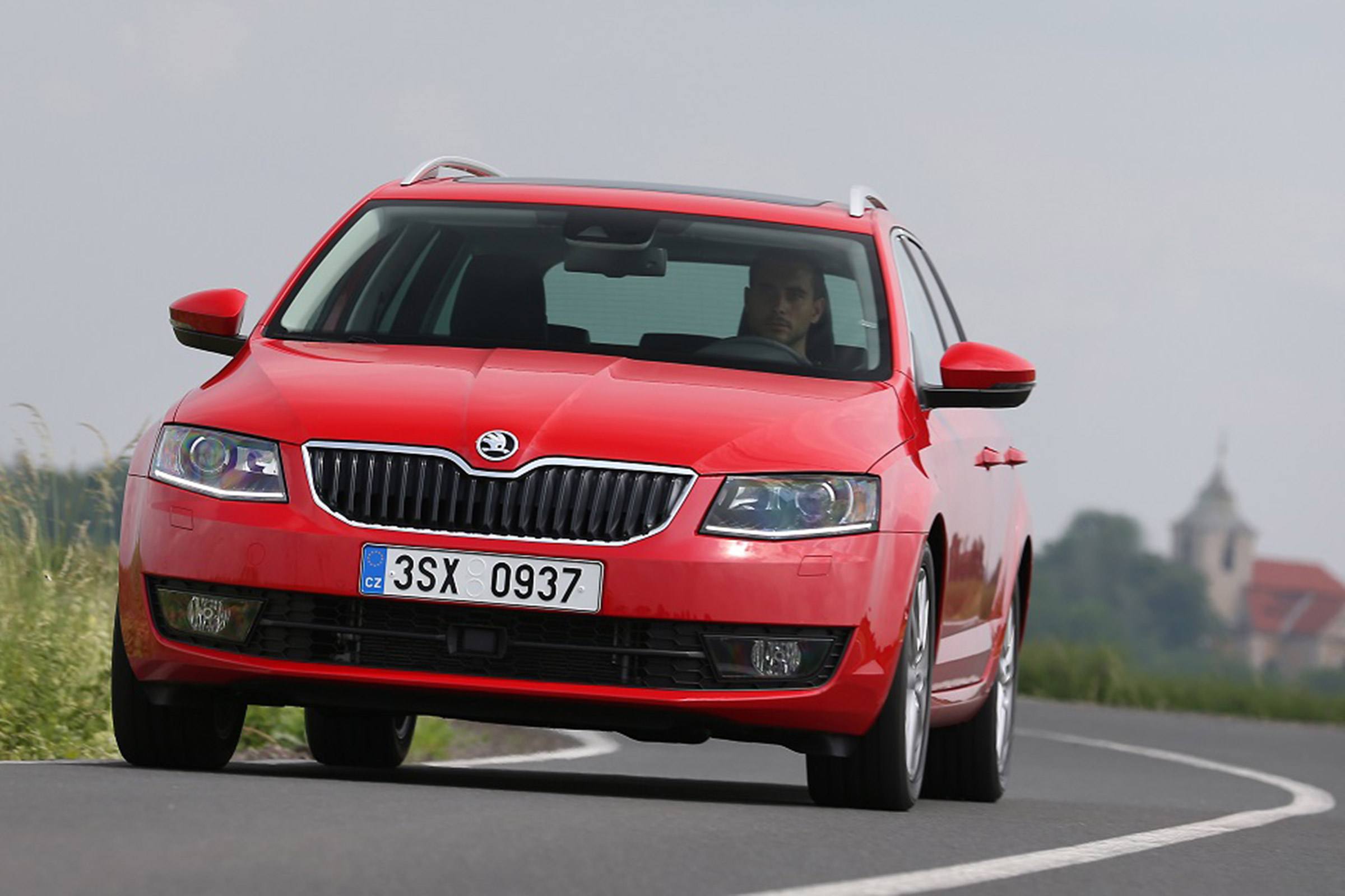 New Tsi Turbo Petrol Engine For The 17 Skoda Octavia Line Up Auto Express