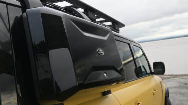Land Rover Defender 110 Trophy Edition - exterior storage box