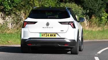 Renault Scenic - rear cornering