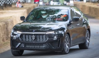 Maserati Levante - front