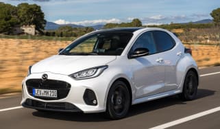 Mazda 2 Hybrid - front
