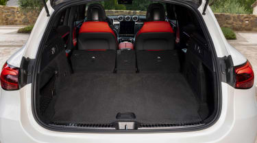 Mercedes GLC - boot seats down