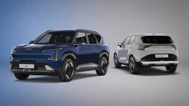 Kia Sportage and EV5 Storm - front and rear static