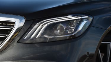 Mercedes S-Class - headlight