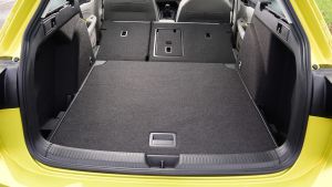 Volkswagen Golf Estate - boot seats down