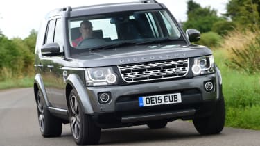 Land Rover Discovery - front cornering