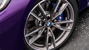 BMW M240i - wheel