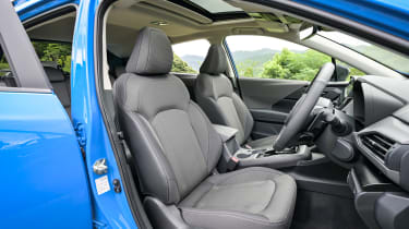Subaru Crosstrek - front seats