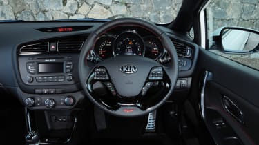 Kia pro_cee’d GT front interior