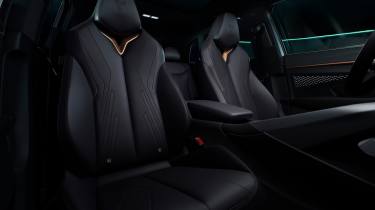 Cupra Terramar - front seats