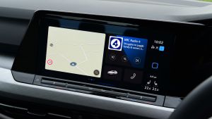 Volkswagen Golf Estate - infotainment