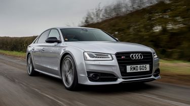 Audi S8 Plus 2016 - front tracking