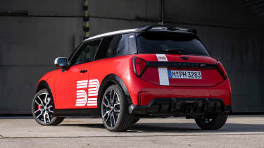 MINI 1965 Victory Edition - rear 3/4