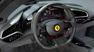 Ferrari SC40 - wheel