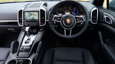 Porsche Cayenne - interior
