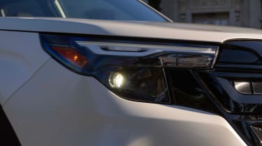 Subaru Forester - headlight
