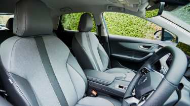 2026 MG4 - front seats