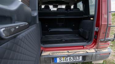 Mercedes-AMG G 63 - boot