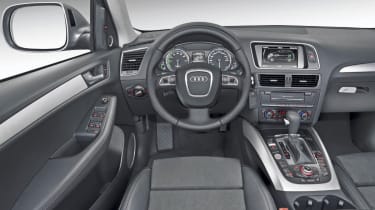 Audi Q5 hybrid interior