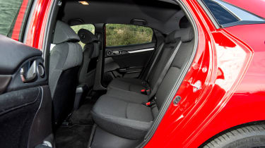 Honda Civic 2017 red - rear seats