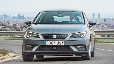 SEAT Leon - front cornering
