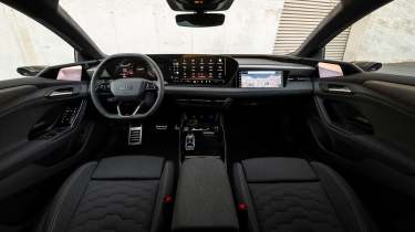 Audi A6 e-tron - cabin