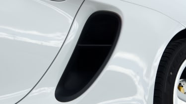 Porsche Cayman S side vent detail