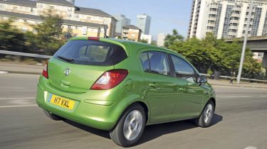 Vauxhall Corsa 1.3 ecoFLEX rear track